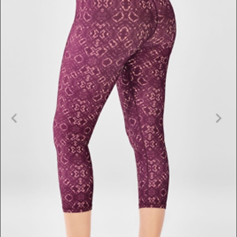 Fabletics power lite cropped leggings